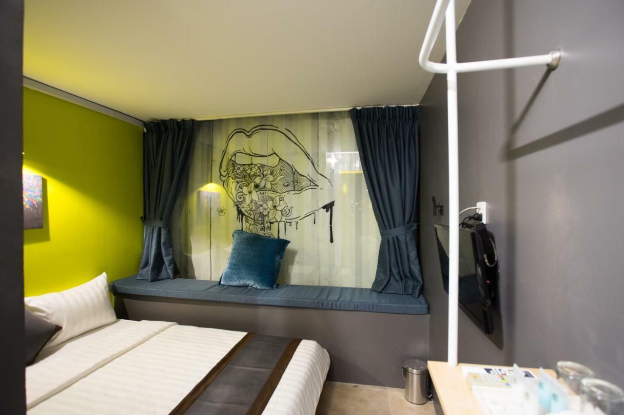 White Rabbit Hostel Siem Reap (Adults Only) Ngoại thất bức ảnh