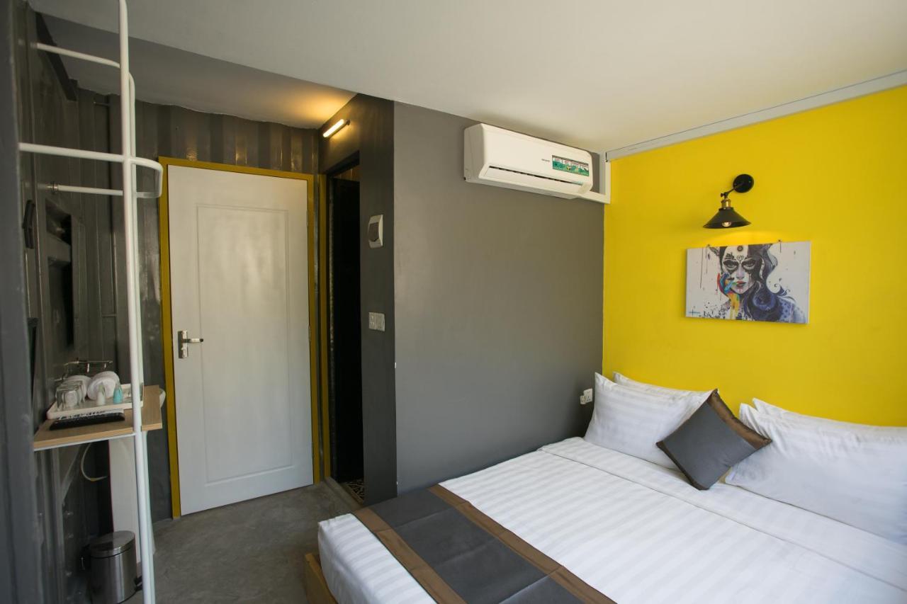 White Rabbit Hostel Siem Reap (Adults Only) Ngoại thất bức ảnh